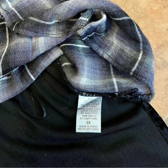 Andree by Unit Black Plaid Button Top w/Black & Cream Embroidered Velvet Back 3x - Picture 8 of 9